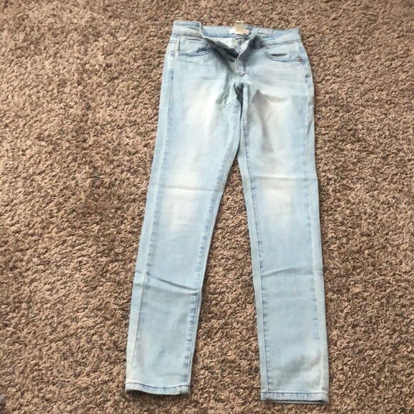 Forever 21 Light Blue Jeans - Picture 1 of 11